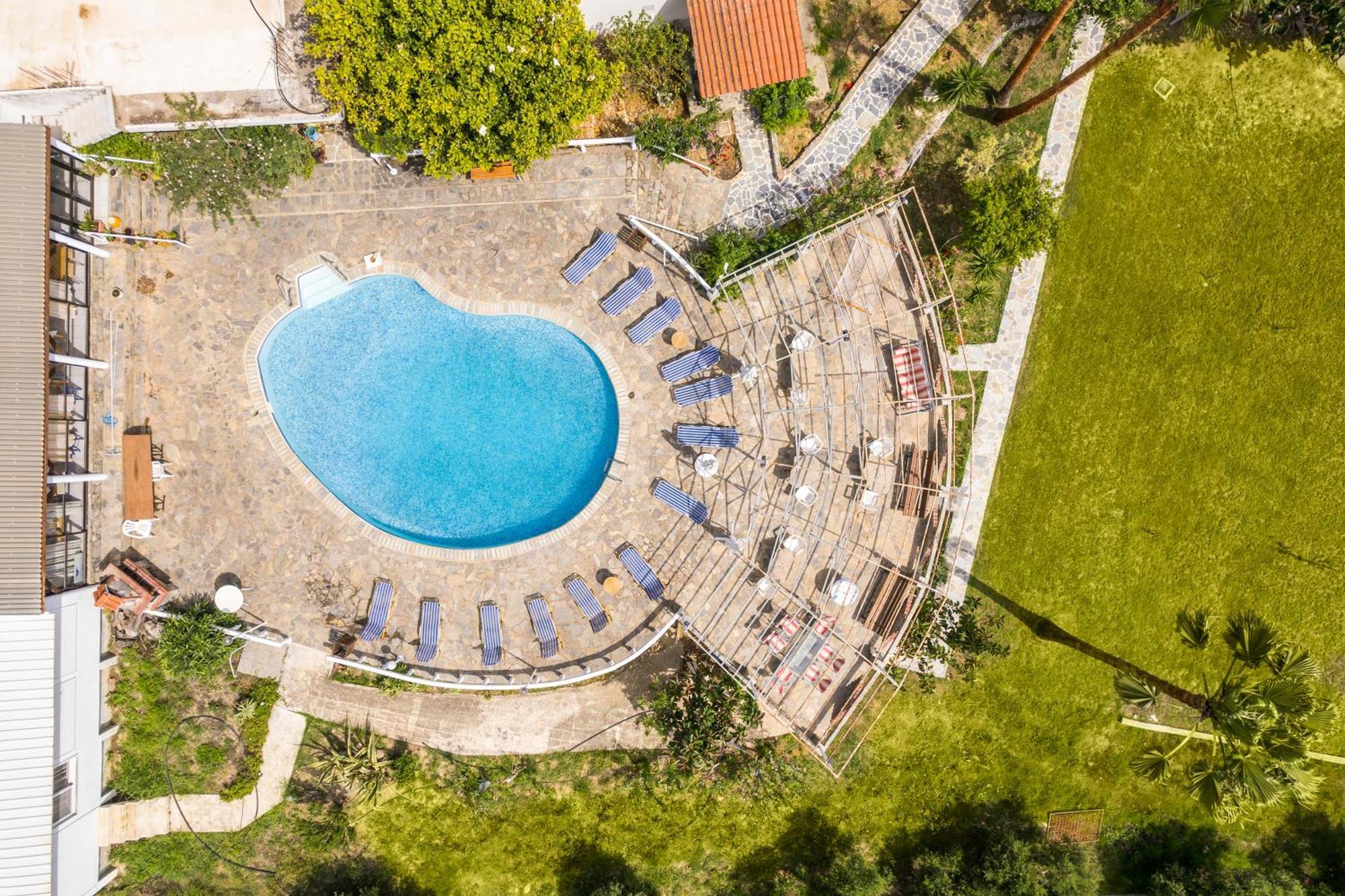 Rose Of Crete Aparthotel Platanés Exterior foto